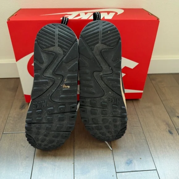 NIKE AIR MAX 90 FUTURA - Size 9.5 Womens - Phanton/Black-Hemp-Sanddrift - Picture 3 of 9